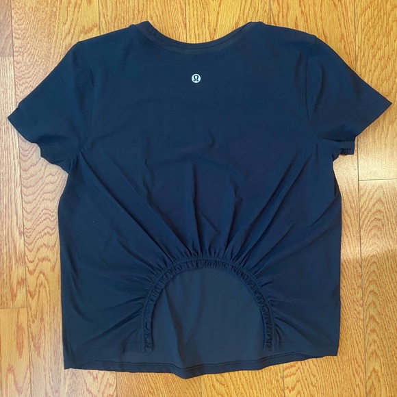 Lululemon Sunday Sprint Short Sleeve black top, size 2 - Picture 6 of 9